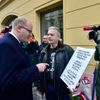 17. listopad 2016 - Národní třída - Bohuslav Sobotka - demonstrant