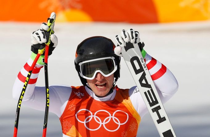 Matthias Mayer v cíli super-G na ZOH 2018