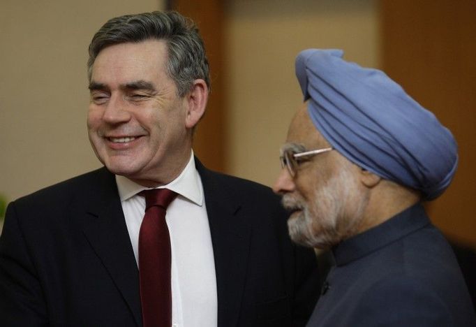 Premiér Gordon Brown se svým indickým protějškem Manmóhan Singhem.