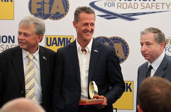 Michael Schumacher při příležitosti převzetí Zlatého volantu a tiskové konference.