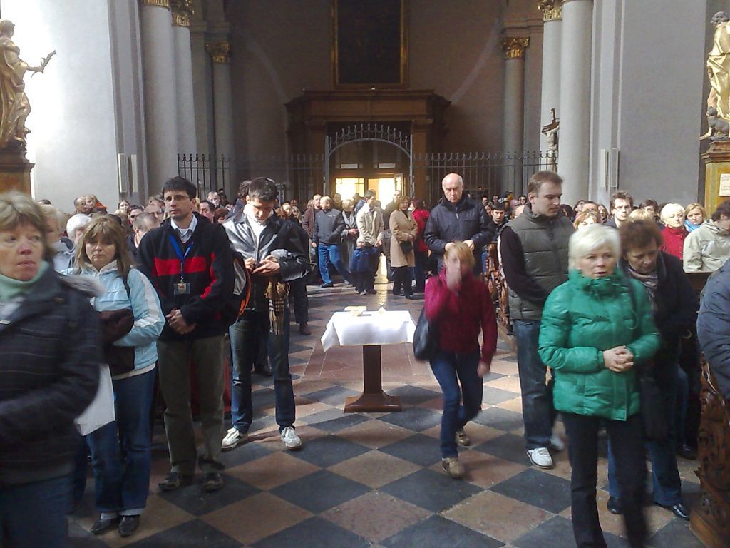 Mše za polské oběti v pražském kostele sv. Jiljí