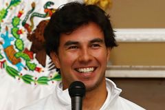 Pérez bude i příští rok závodit v F1 za Force India