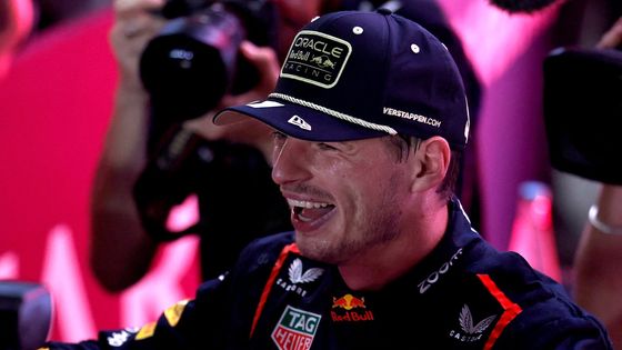 Max Verstappen z Red Bullu slaví třetí titul mistra světa F1 po sprintu v rámci VC Kataru 2023