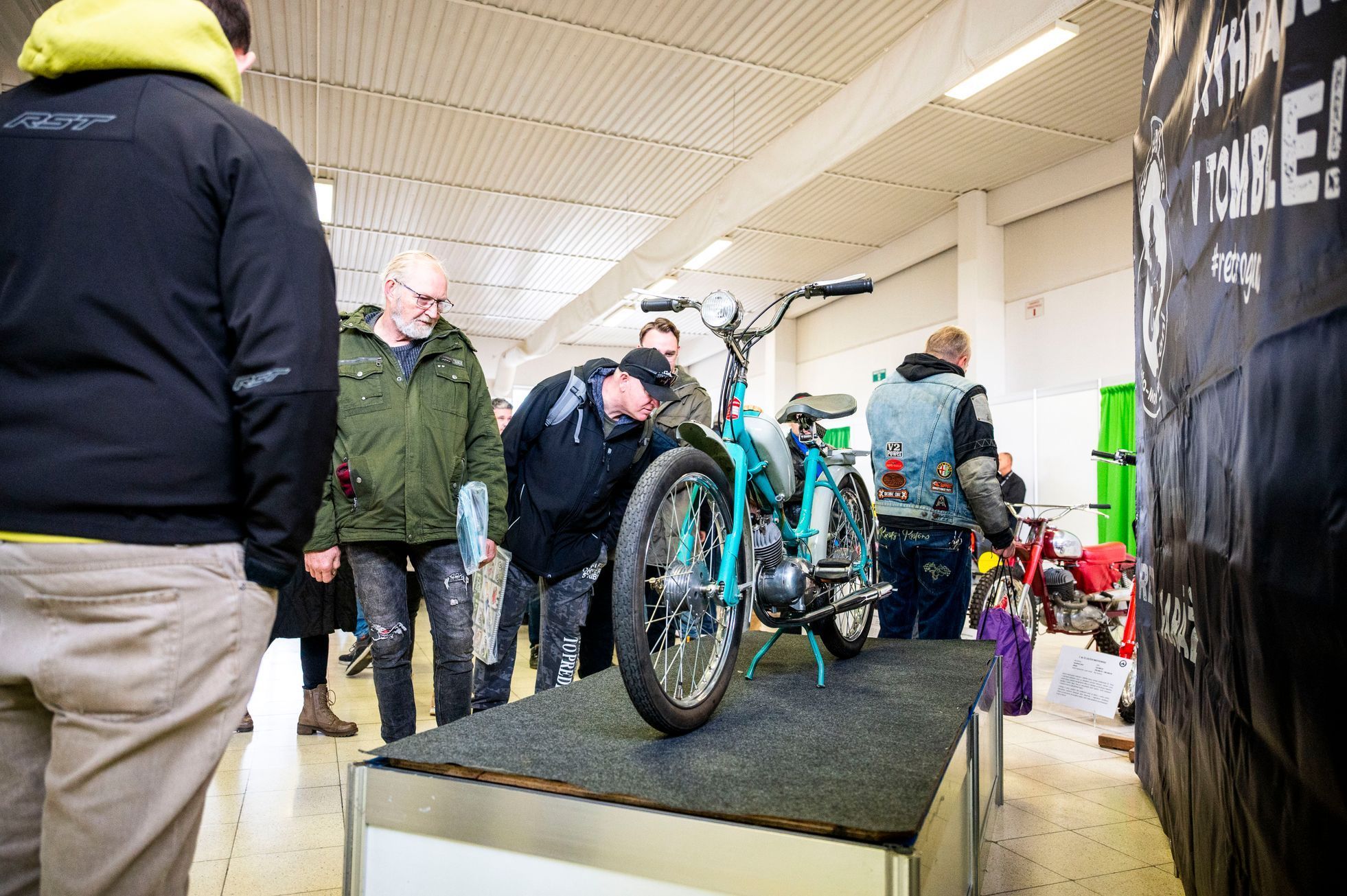 Aukce a burza Retro Garáž listopad 2025