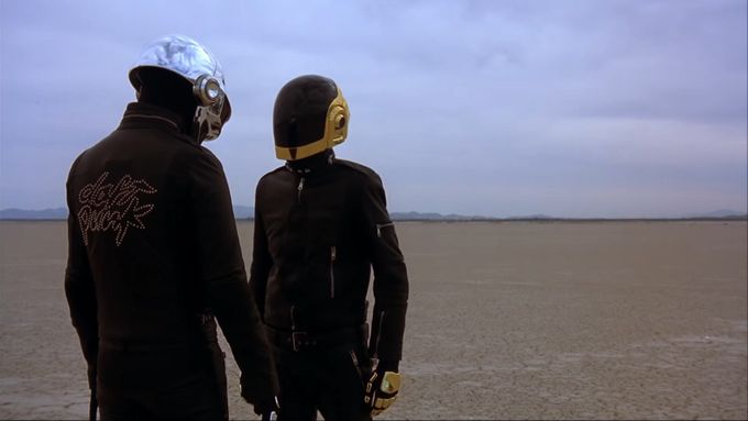 Rozlučkové video Epilogue, kterým Daft Punk oznámili konec kariéry.