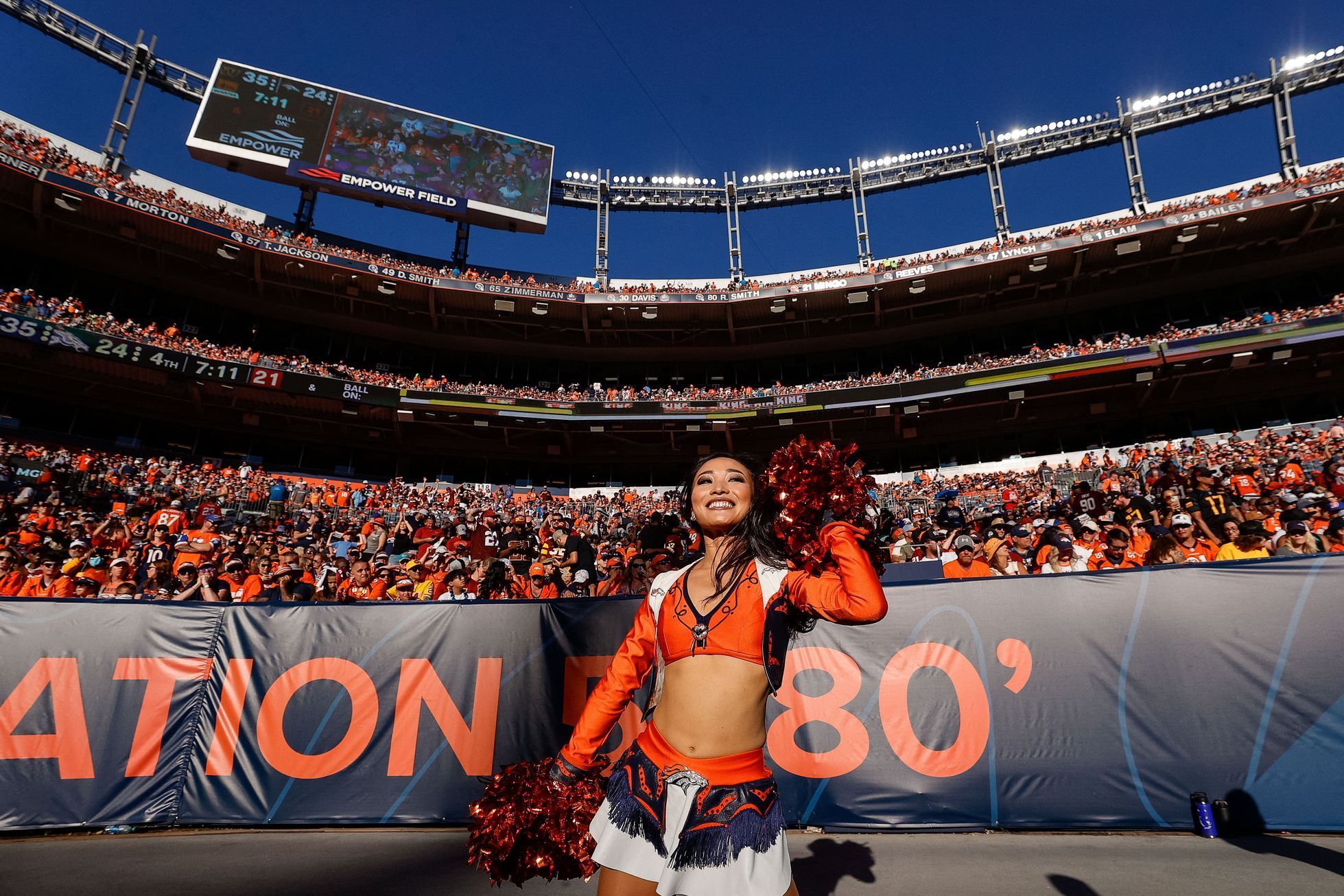 NFL 2023, cheerleaders: Denver Broncos