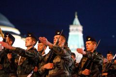 Kreml buduje Národní gardu. Bude "bránit ústavu"
