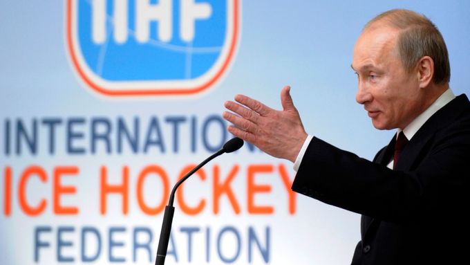 Ruský prezident Vladimir Putin má k hokeji blízko.