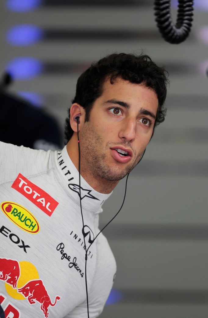 Red Bull Formula One driver Daniel Ricciardo of Australia looks on during the first practice session of the Bahrain F1 Grand Prix at the Bahrain International Circuit (BI