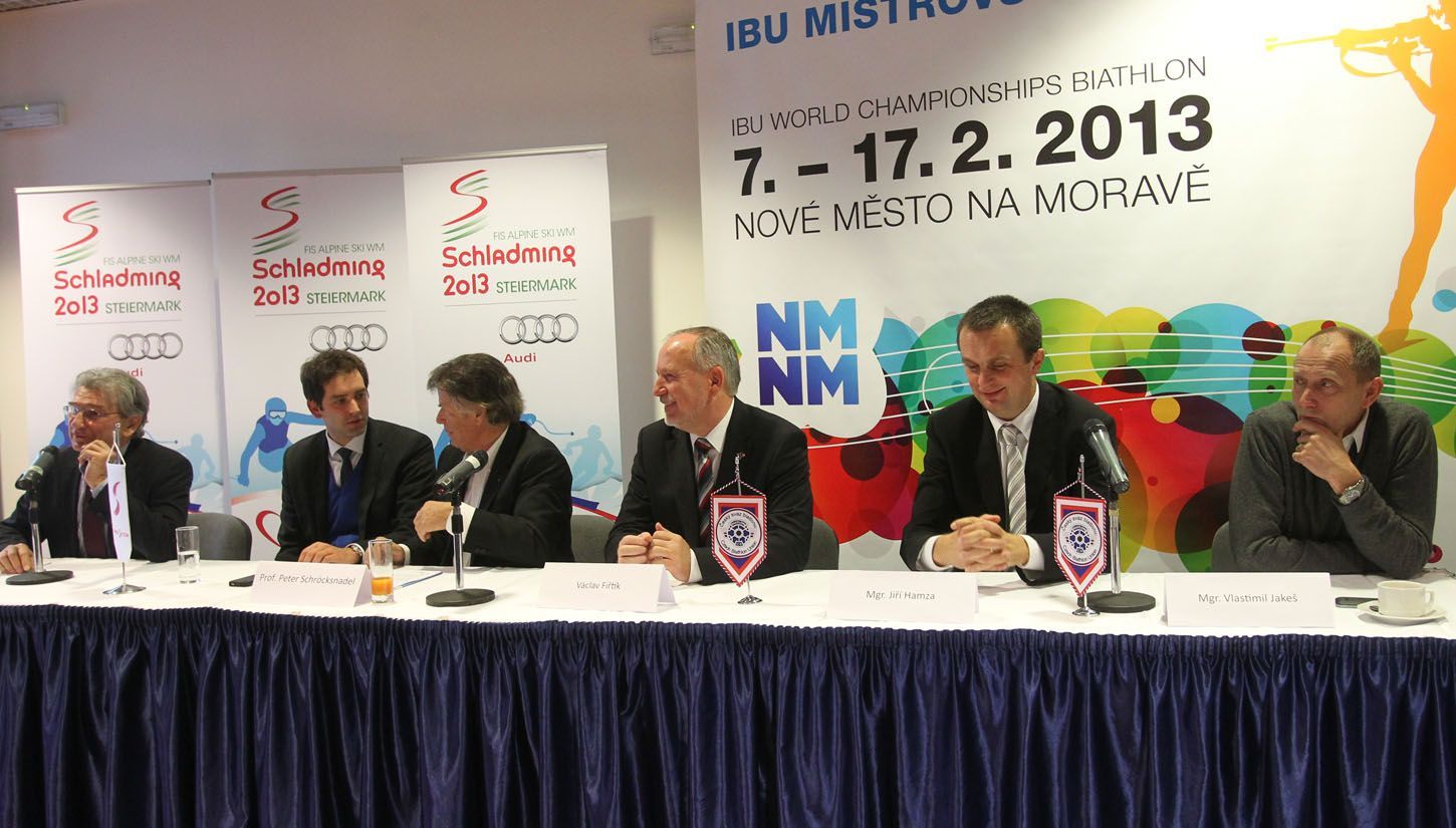 Čeští organizátoři MS v biatlonu 2013 během tiskové konference v listopadu 2012.