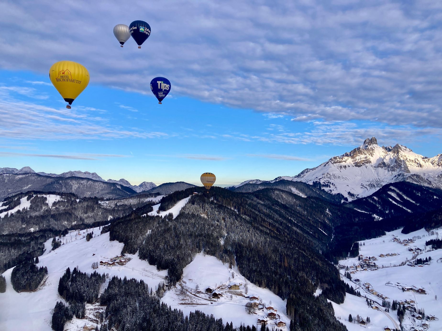 Zimní balonová fiesta Filzmoos