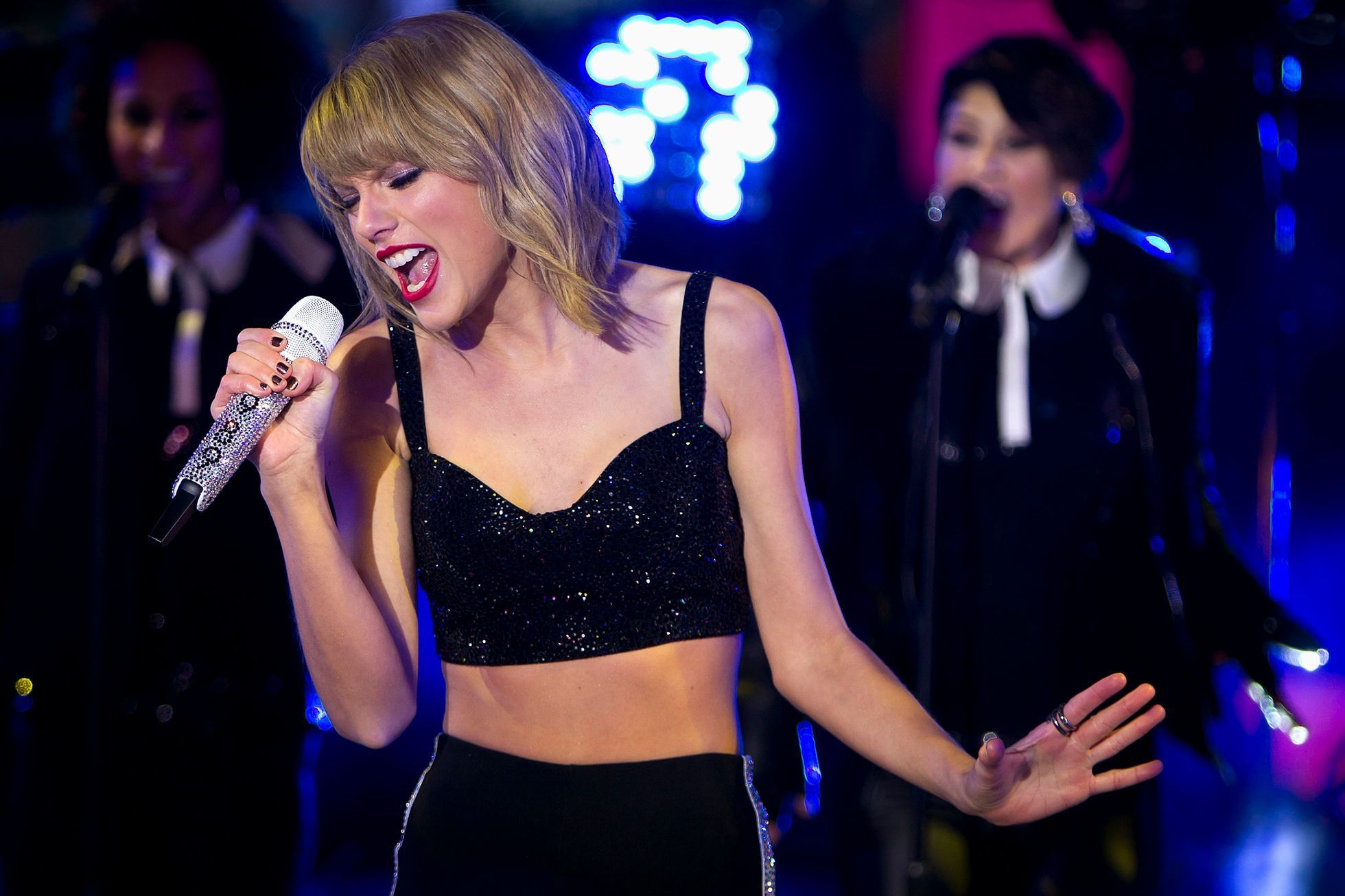 Taylor Swift performs in Times Square on New Year's Eve in New York
