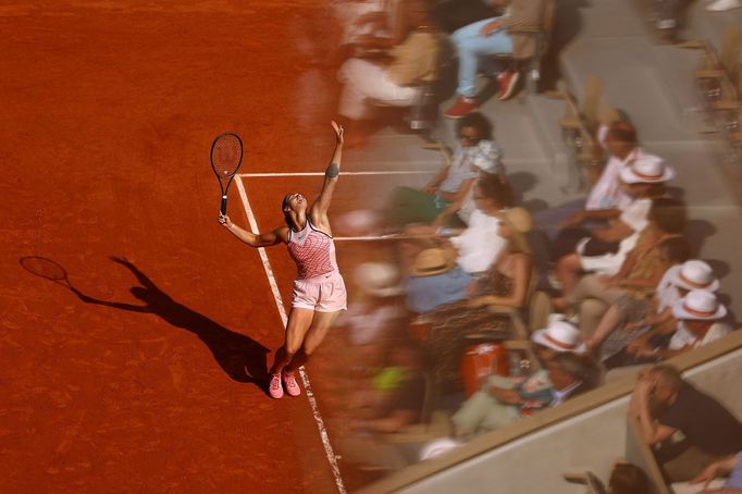 Aryna Sabalenková v duelu s Karolínou Muchovou