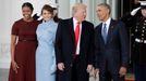 Michelle Obamová, Melania Trumpová, Donald Trump a Barack Obama