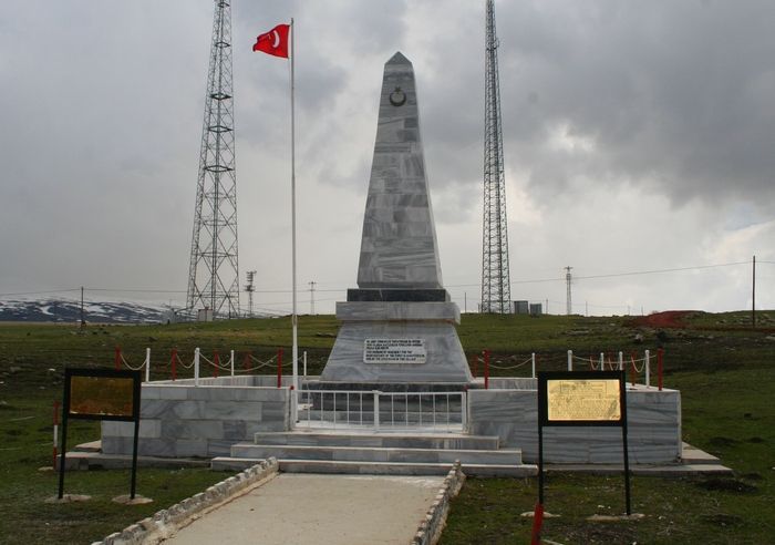 Památník genocidy spáchané Armény