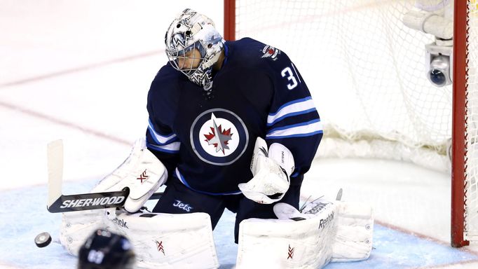 Arizona Coyotes - Winnipeg Jets: Ondřej Pavelec (31)