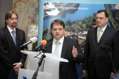 Exministr Šmerda možná zamíří do Českých drah