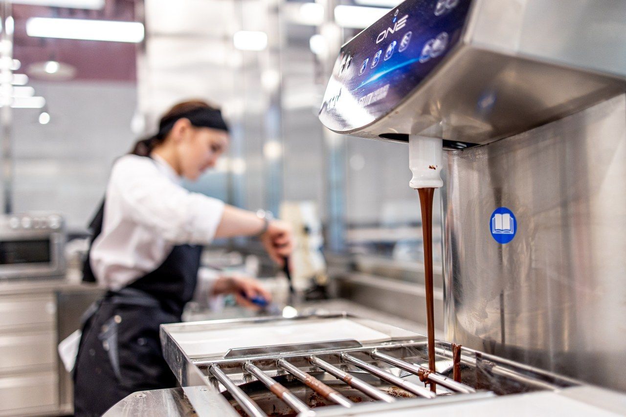 Cukrárna Povidloň Lipno výroba interiér