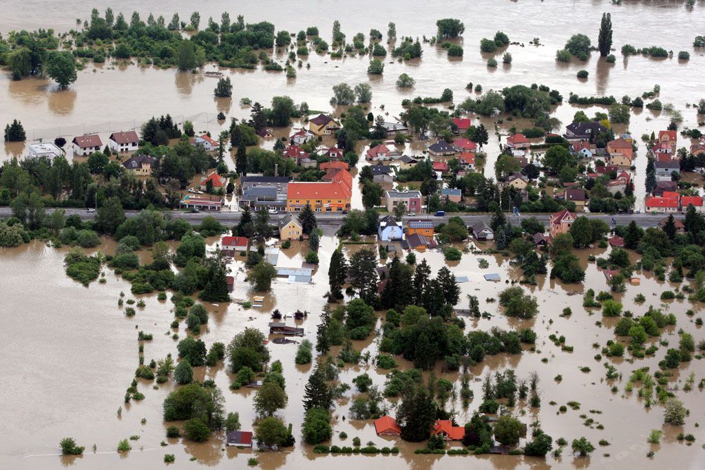 Letem nad zatopeným světem