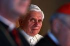 Papežův bratr: Chóristy jsem nikdy nebil "do modra"