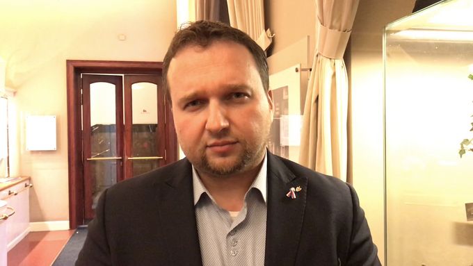 První místopředseda KDU-ČSL Marian Jurečka potvrdil Aktuálně.cz, že v úterý 27. listopadu 2018 oznámil spolustraníkům kandidaturu na předsedu strany.