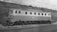 Jedinou zemí, kam se Bobina úspěšně exportovala, byla Severní Korea. V roce 1958 tam zamířila desetikusová série modifikovaného typu 22E. Od standardní Bobiny se na první pohled lišila přidanou dvojicí bočních oken na obou kabinách, vstupními dveřmi do kabiny na opačné straně a sníženým čelníkem s automatickým spřáhlem. Ačkoliv se později hlavním exportním odbytištěm lokomotiv Škoda stal Sovětský svaz, Bobinu si neobjednal. Nicméně zvykly dva ověřovací prototypy 24E označené ČS 1.