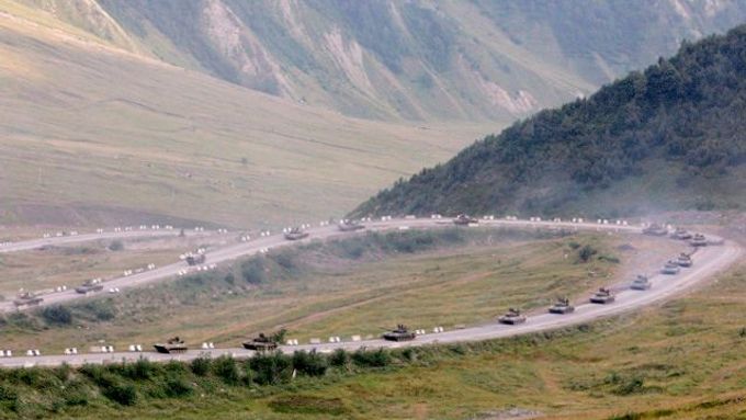 Rusové umístí v Jižní Osetii a Abcházii necelých osm tisíc vojáků