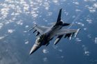 Dramatická změna. Kyjev může díky F-16 zahájit protiútok, věří polský generál