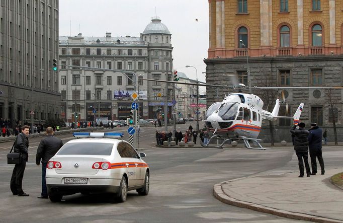 V centru kvůli bombám přistál i vrtulník