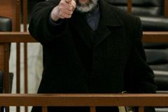 V Saddámově procesu svědci mlčí