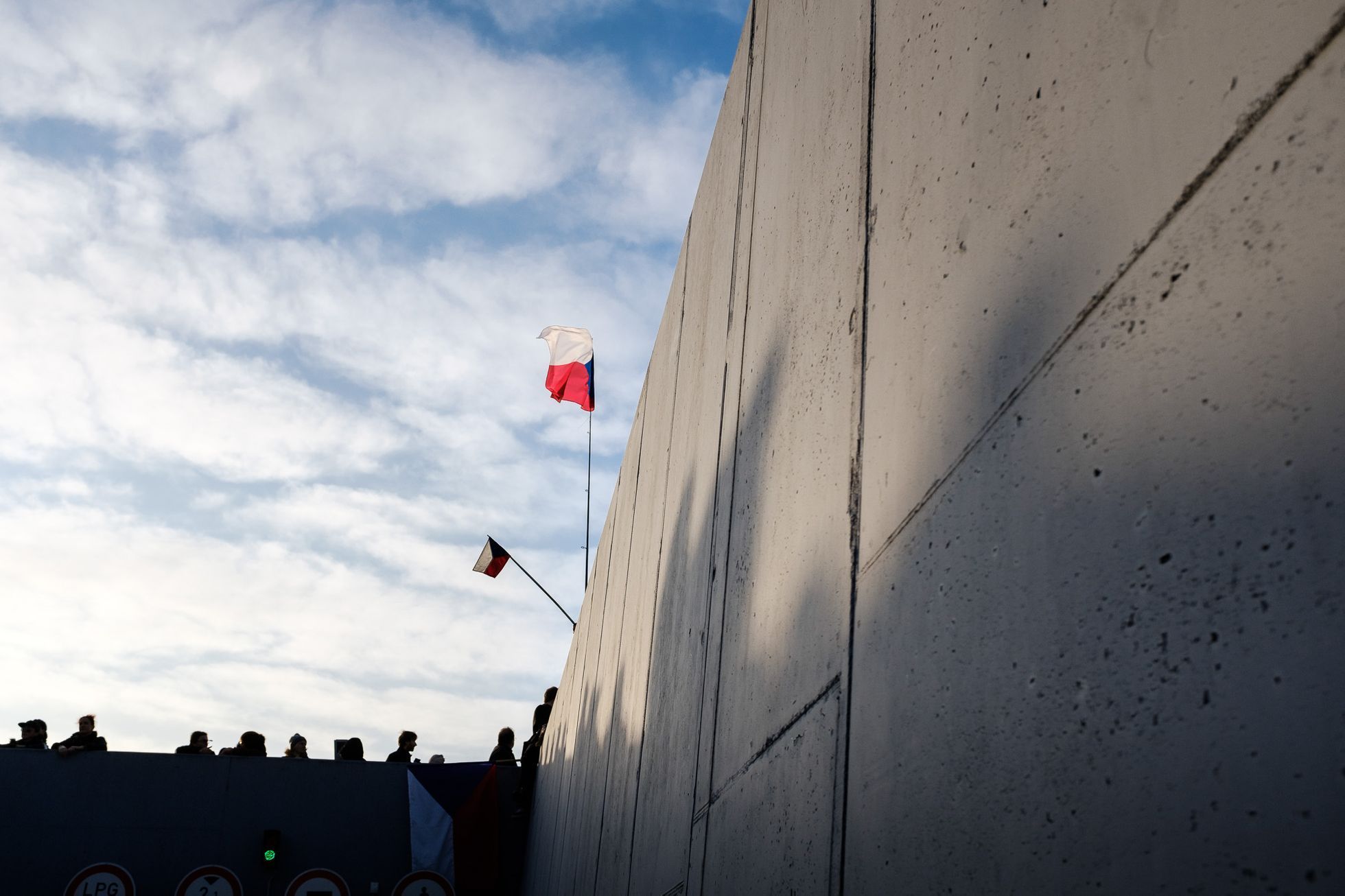 Lidé z Letné (demonstrace 16. listopadu 2019)