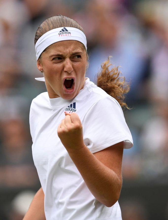 Jelena Ostapenková ve čtvrtfinále Wimbledonu 2018