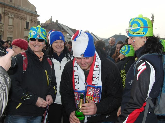 Biatlonista Ondřej Moravec přijel ukázat své tři olympijské medaile do Letohradu, kde vyrůstal a závodil.