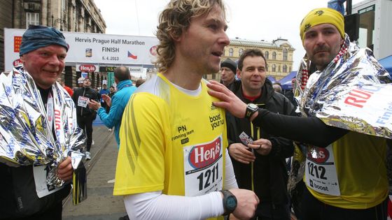 Pavel Nedvěd patří mezi tradiční účastníky Pražského půlmaratonu.