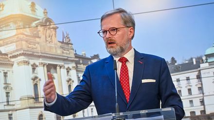 Projev premiéra Fialy k národu. A Karel Havlíček ke kauze STAN. Sledujte DVTV