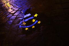 Referendum kvůli miliardám ukradeným EU shání podpisy