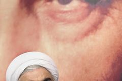Íránským prezidentem bude proreformní duchovní Rúhání