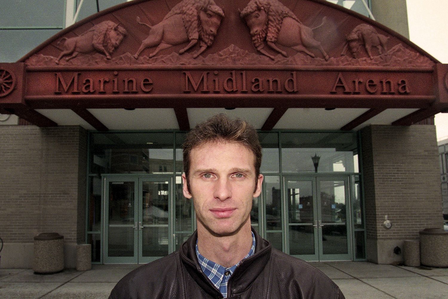 Herbert Slavík: hvězdy českého hokeje, fotoreportáž z NHL v době před OH v Naganu a snímky z Nagana