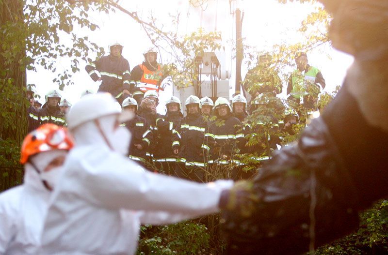 Cvičení hasičů - likvidace chovu krav