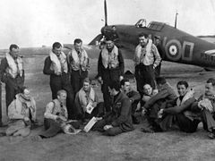 Piloti 310. čs. stíh. peruti RAF Bitva o Británii Duxford září 1940.