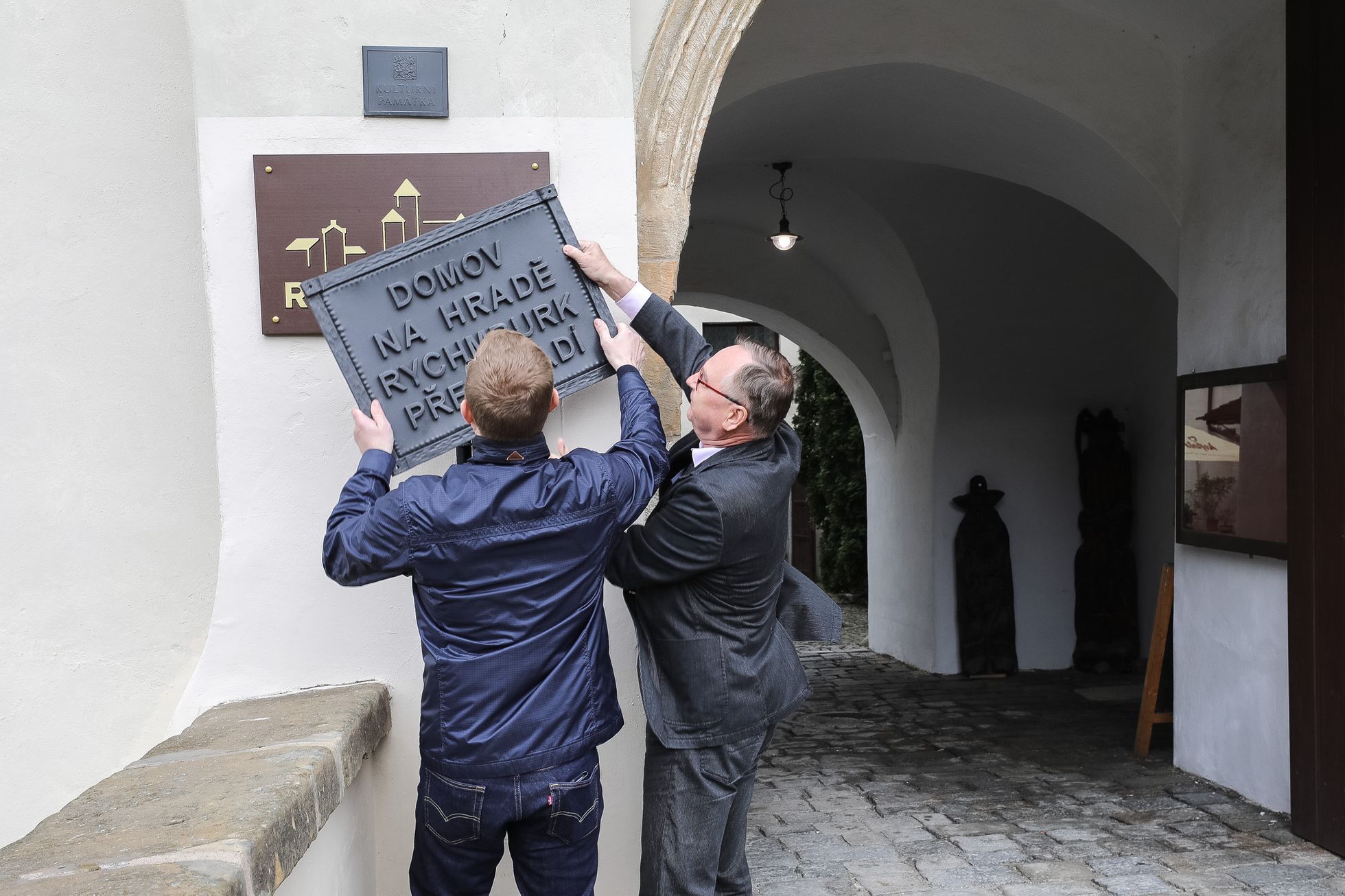 Hrad Rychmburk a Domov se zvláštním režimem Předhradí - Domov na cestě - sociální pobytová služba, chráněné bydlení, Pardubický kraj