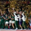 Jihoafričané slaví titul mistrů světa po finále MS 2019 s Anglií
