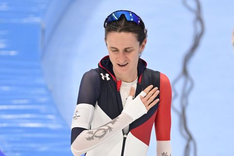 Martina Sáblíková slaví třetí místo v závodě rychlobruslařek na 5000 m na ZOH v Pekingu 2022