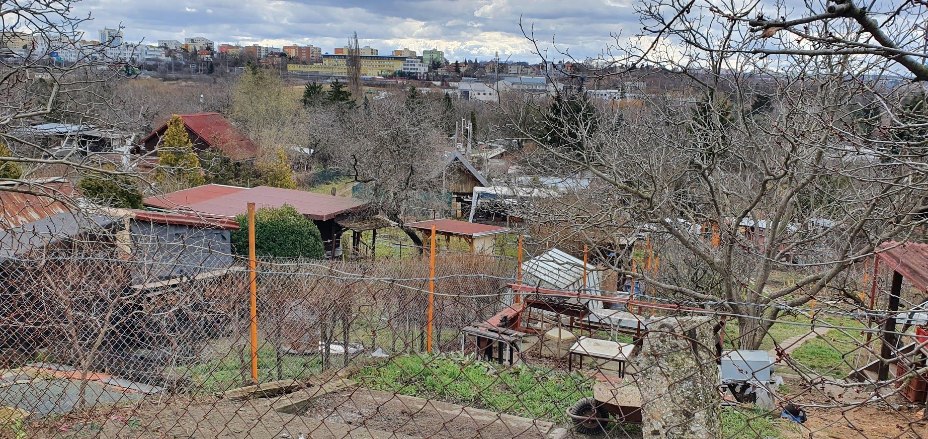 Chaty, chalupy, apartmány, rekreační zařízení