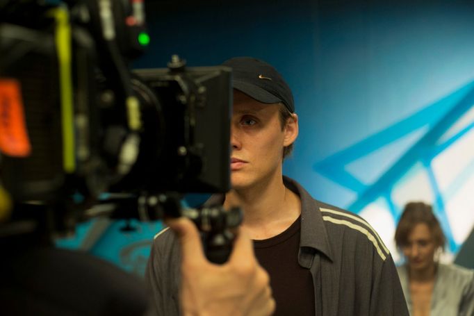 Bartosz Bielenia jako Sebastian.