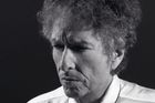 Bob Dylan vydal další novou skladbu, zpívá o Anne Frankové nebo Indianu Jonesovi