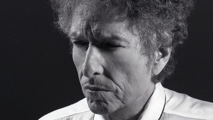 Novou píseň I Contain Multitudes zveřejnil Dylan v noci na pátek.