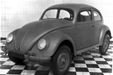 Volkswagen Typ 1, u kterého se později po celém světě vžil název Brouk.
