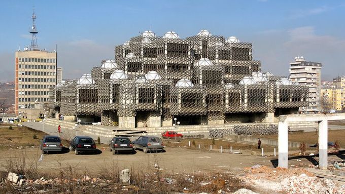 Pohlednice z Kosova: architektura nezávislosti