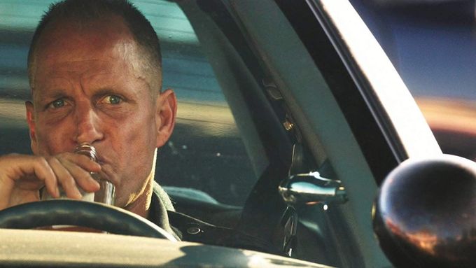 Woody Harrelson na Febiofestu uvede devět let starý thriller Policejní divize Rampart.